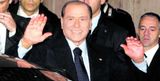 Við afsögn Silvios Berlusconis molnar undan fjármálaveldi hans