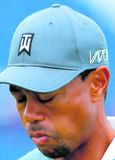 Bandaríkjamaðurinn Tiger Woods lauk fyrsta hring sínum á Opna breska...