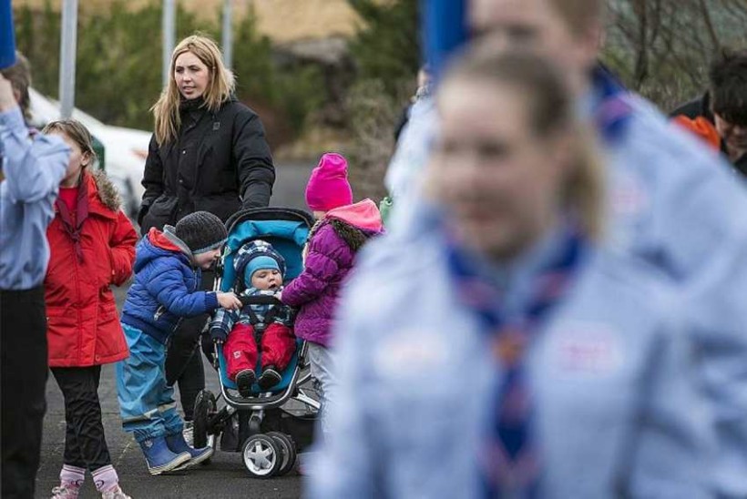 Skátar voru áberandi í hátíðahöldum á sumardaginn fyrsta, eins og endranær.