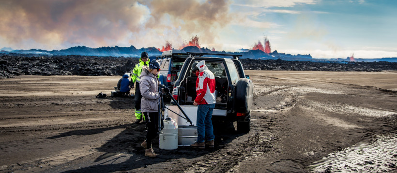 Eldgosið í Holuhrauni er ágætis myndefni, veisla fyrir ljósmyndara eins og blaðamaður orðaið það.