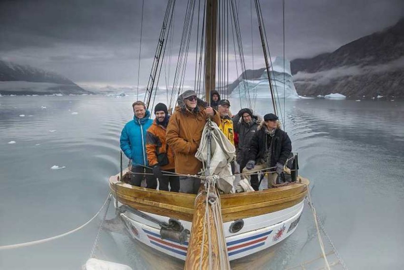 Eikarbáturinn Hildur og áhöfn.