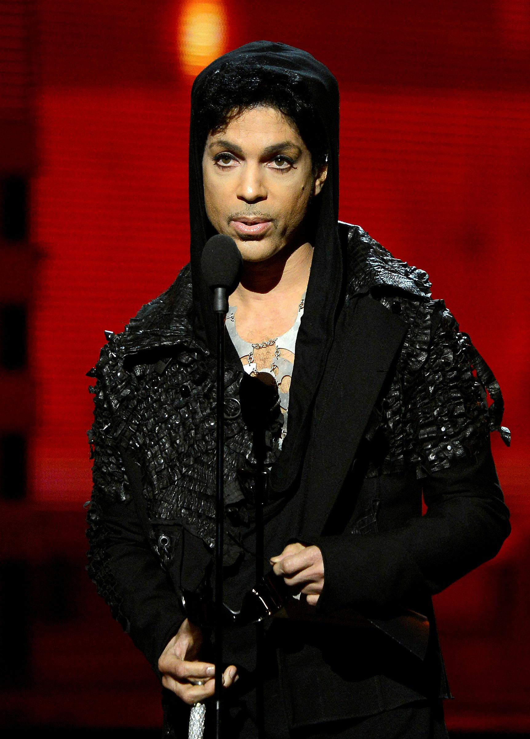 Prince á Grammy verðlaunahátíðinni 2013. 